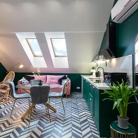 Apartment Luxurious Flat Near Opera Theatre-self Check-in & Netflix