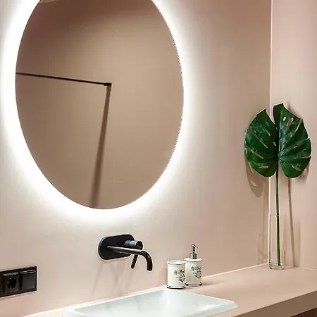 Apartment Luxurious Flat Near Opera Theatre-self Check-in & Netflix *