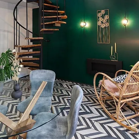 Luxurious Flat Near Opera Theatre-self Check-in & Netflix Lägenhet *