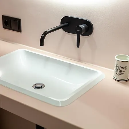 Luxurious Flat Near Opera Theatre-self Check-in & Netflix *