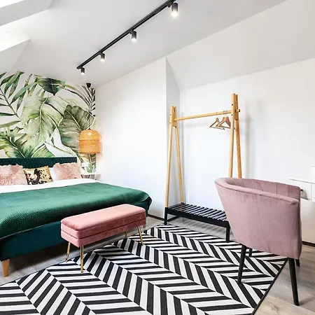 Luxurious Flat Near Opera Theatre-self Check-in & Netflix Apartment