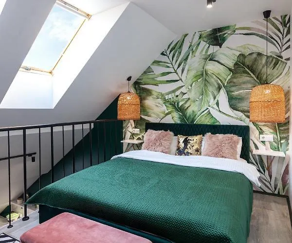 Luxurious Flat Near Opera Theatre-self Check-in & Netflix * Leópolis