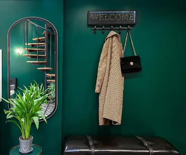 Luxurious Flat Near Opera Theatre-self Check-in & Netflix Lvov