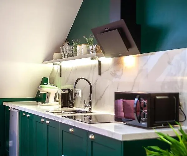 Luxurious Flat Near Opera Theatre-self Check-in & Netflix