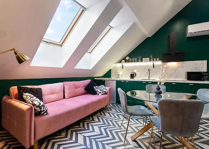 Luxurious Flat Near Opera Theatre-self Check-in & Netflix Apartamento