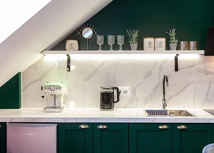 Luxurious Flat Near Opera Theatre-self Check-in & Netflix Апартаменты *