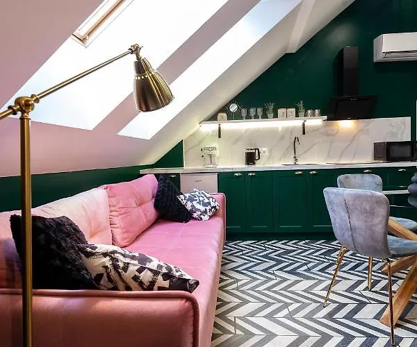 Luxurious Flat Near Opera Theatre-self Check-in & Netflix * Львов